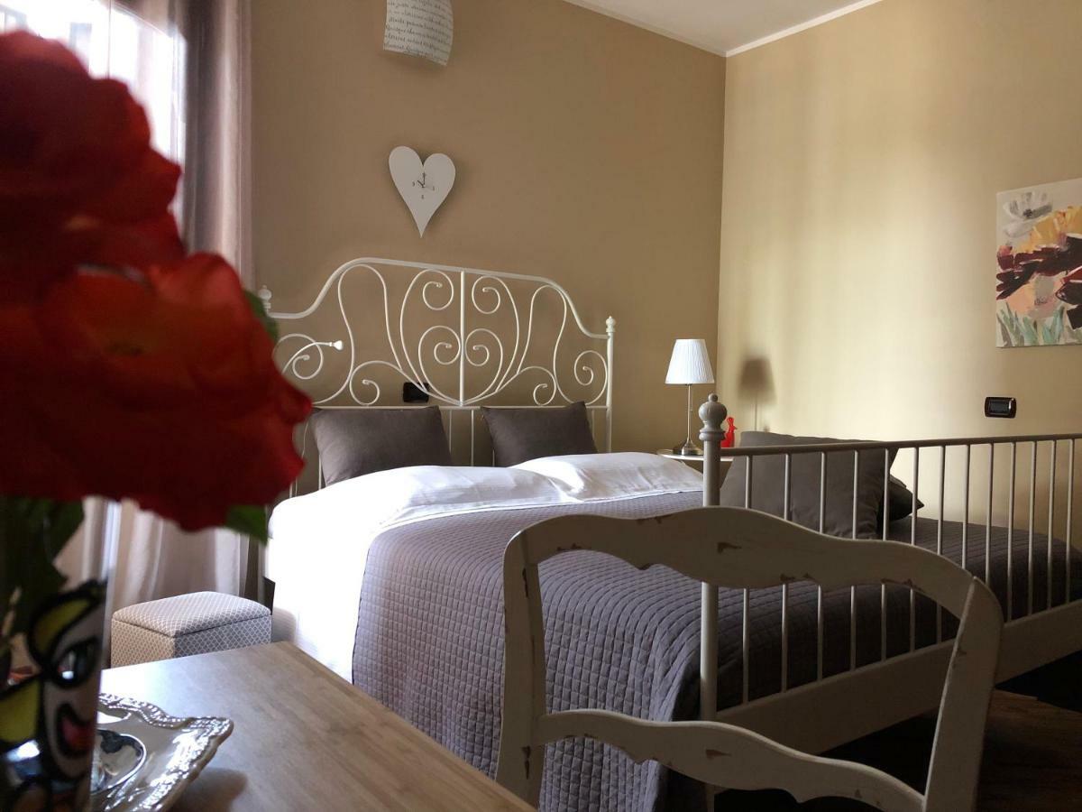 بلدية آسميني B&B Martina المظهر الخارجي الصورة